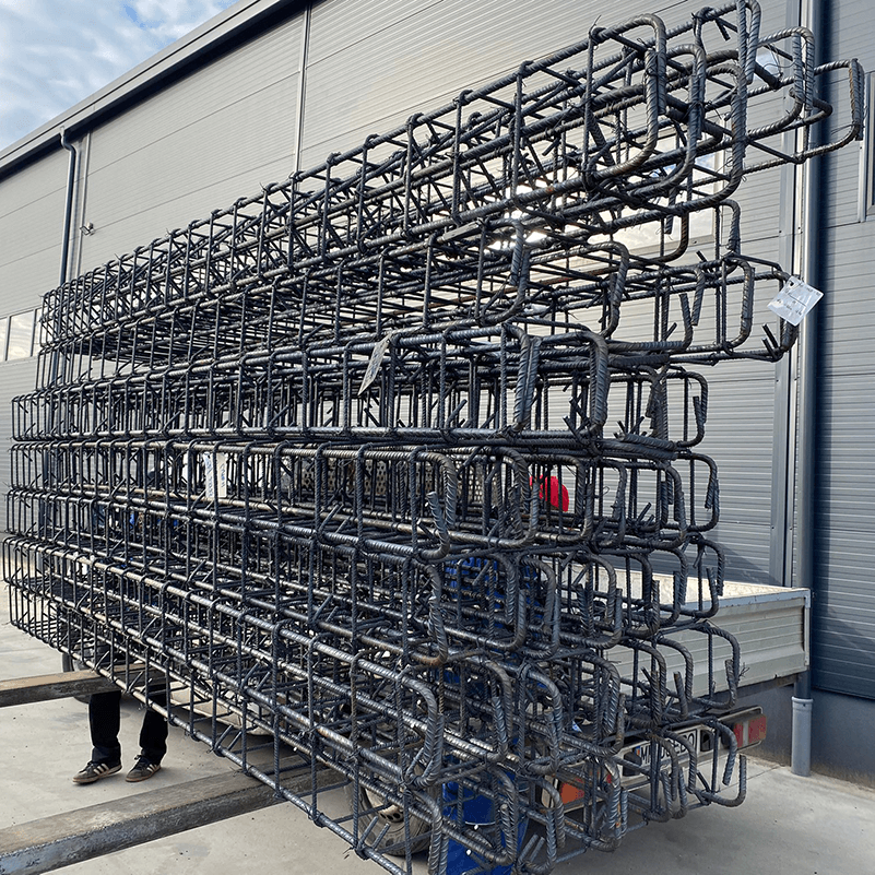 otel beton fasonat si legat in carcase